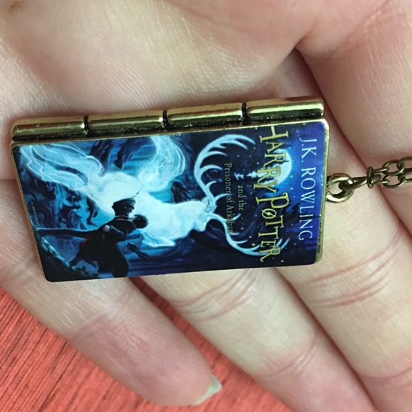 Harry Potter Necklace - Picture 6 of 8